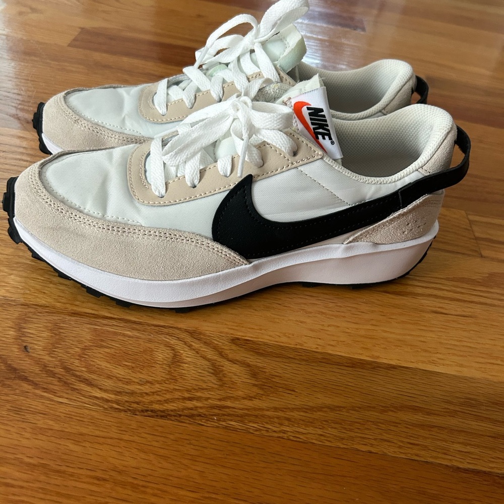 Nike Cream and Black Athletic Shoes
